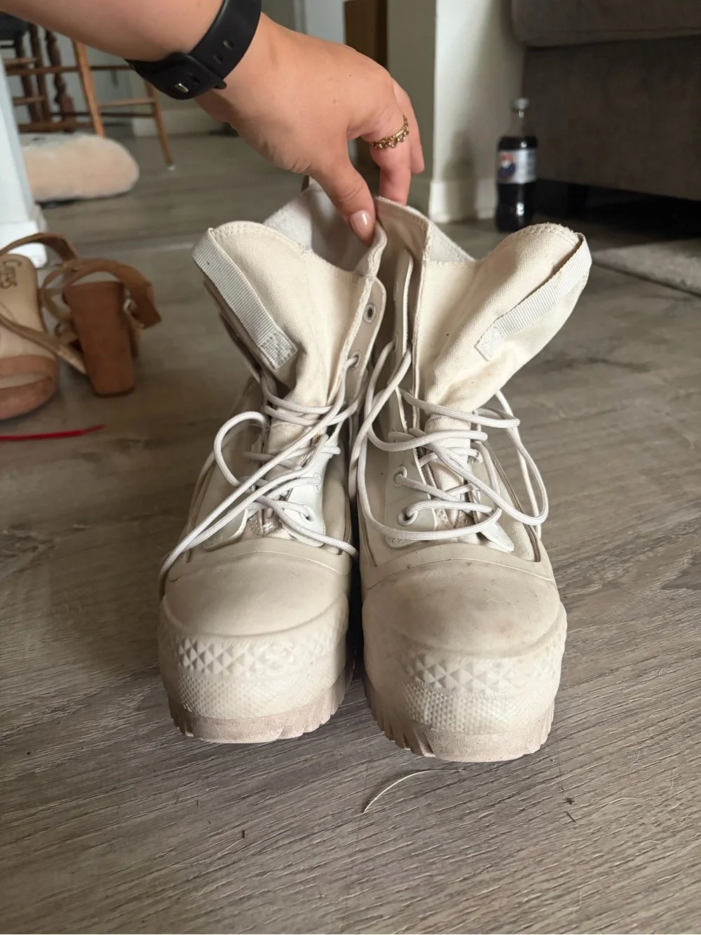 Converse chunky winter boots